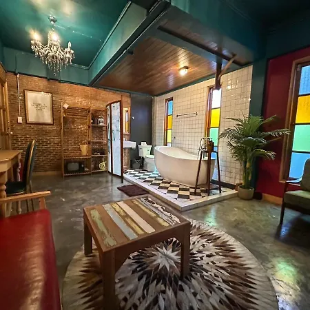 T-House Bkk 2Floors Near Bts With Swimming Pool And Free Wifi